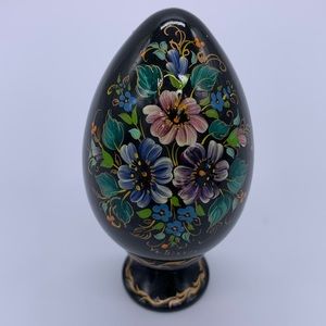 Hand Painted Vtg Ukrainian Signed Wooden Easter Egg Black Florals Stand